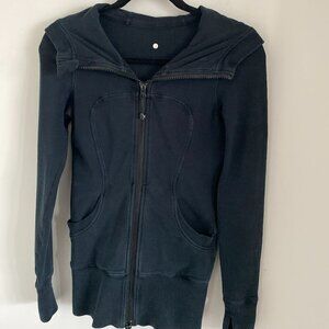 Lululemon Size 2 Fade Black Jacket Scuba Hoodie Woman